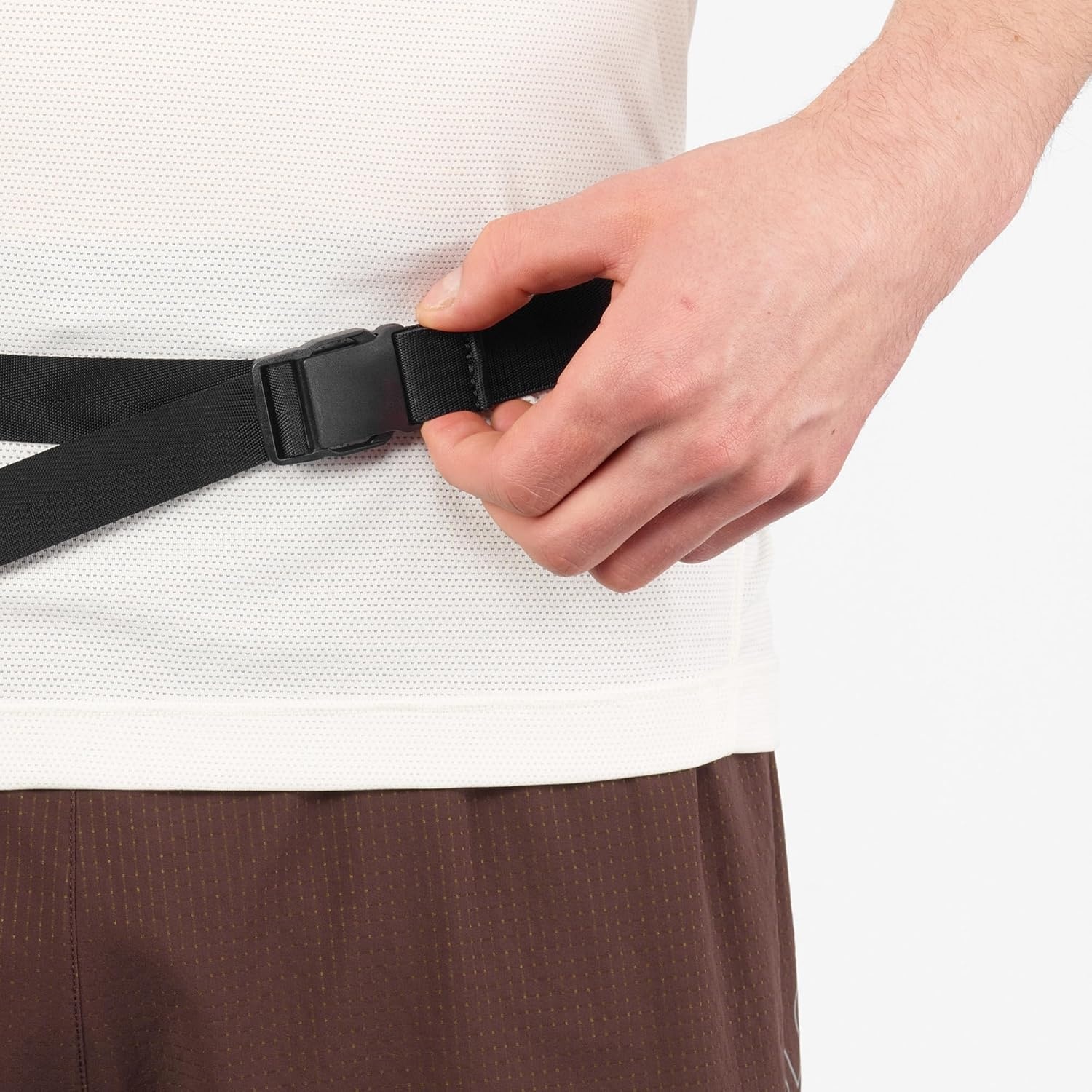 image:imageSalomon Pulse Sling Belt Minimalist Adjustable Running Belt with 35L Expandable Storage for Phone Flask amp Nutrition BLACK NS