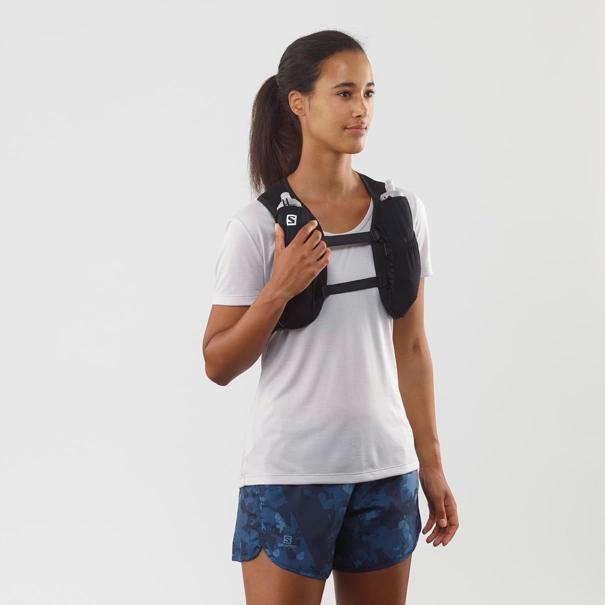image:imageSalomon Unisex Agile 2 Set Hydration amp Storage Vest with 500ml Flasks IncludedBLACK